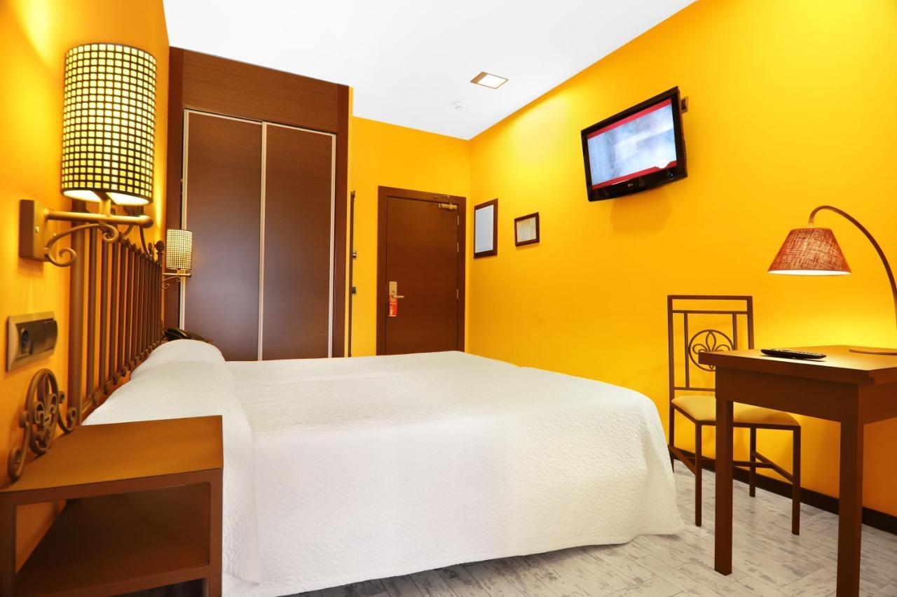 Hotel Moya Honrubia Eksteriør billede
