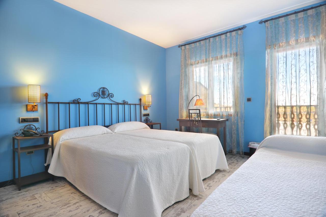 Hotel Moya Honrubia Eksteriør billede